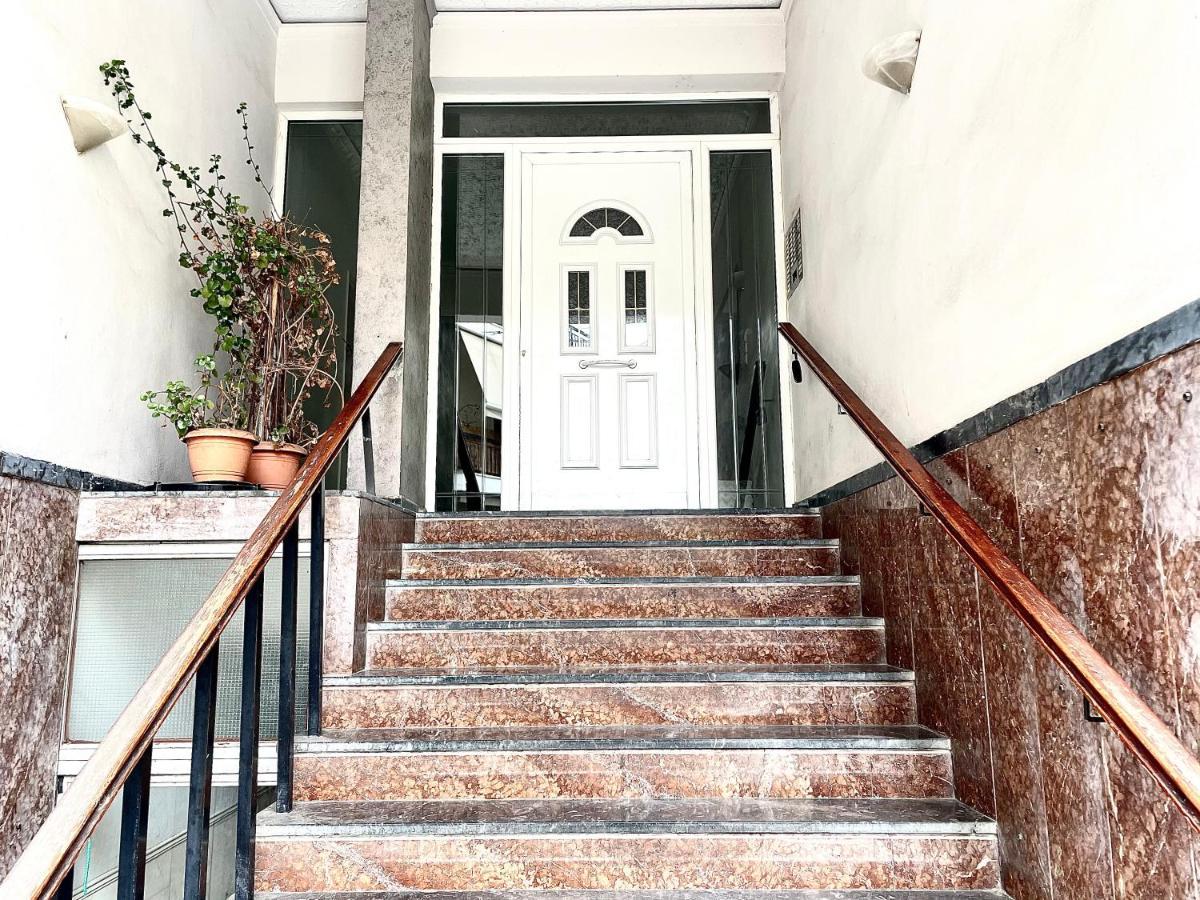 B&B Boutique Two Bedrooms Apartments Athens Exterior photo